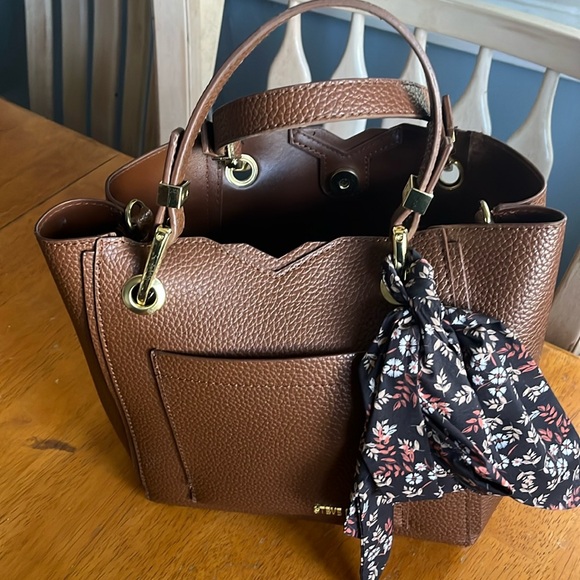 Steve Madden handbag used only once or twice !! Excellent shape! - Picture 1 of 4